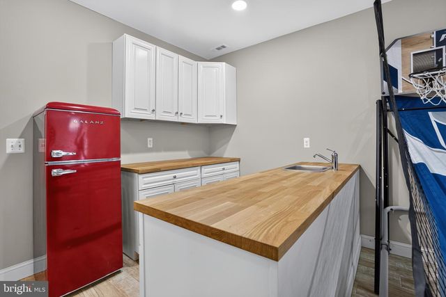 41858 FARNBOROUGH PL, Leesburg, VA 20176