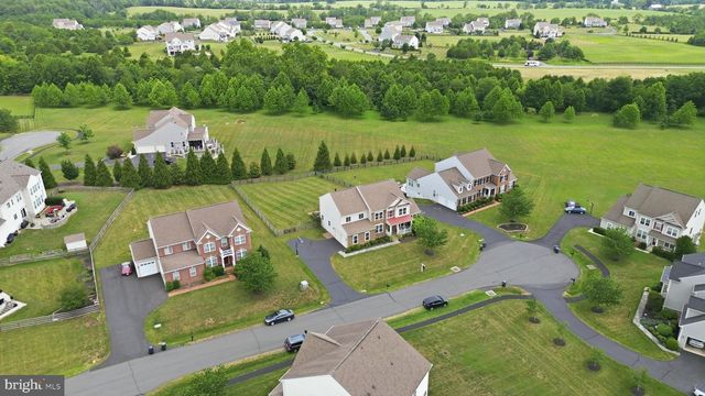 41858 FARNBOROUGH PL, Leesburg, VA 20176