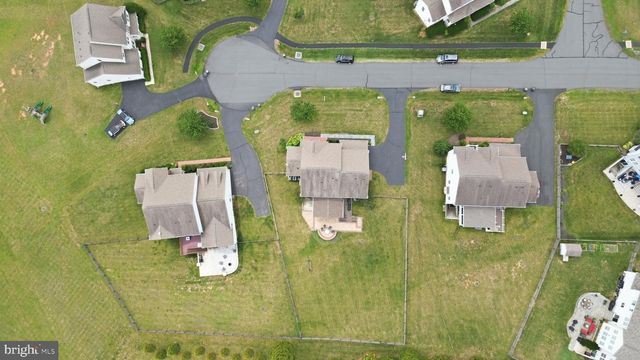 41858 FARNBOROUGH PL, Leesburg, VA 20176