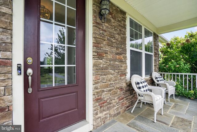 41858 FARNBOROUGH PL, Leesburg, VA 20176