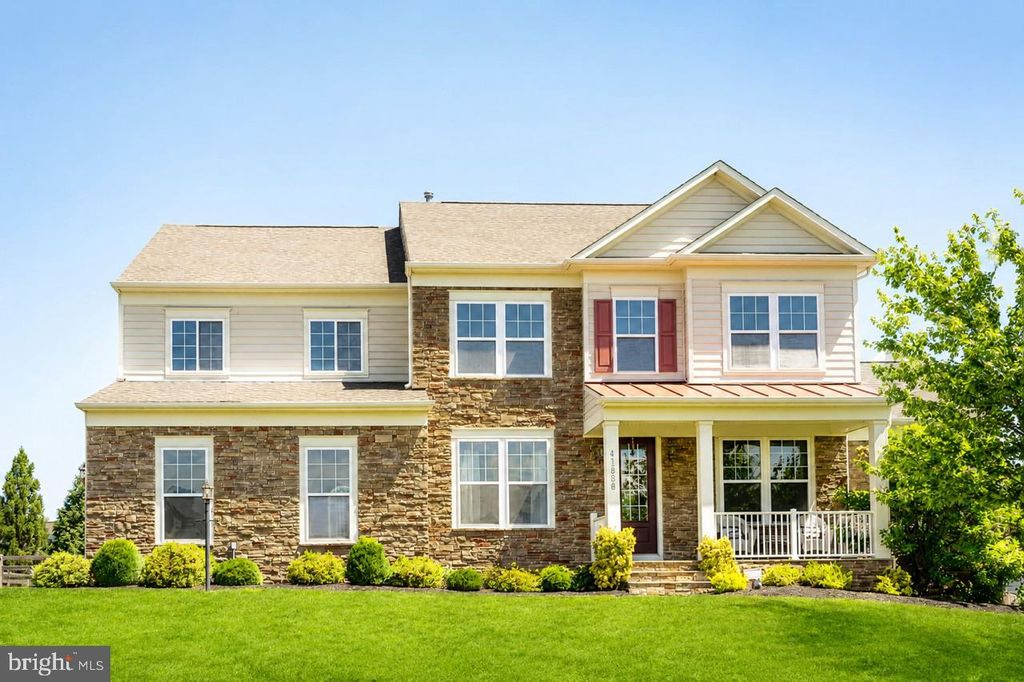 41858 FARNBOROUGH PL, Leesburg, VA 20176