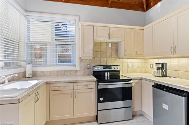 3791 Bay Creek DR, Bonita Springs, FL 34134