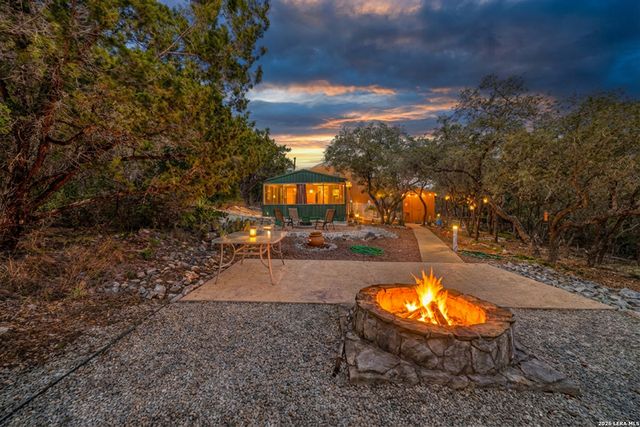 496 County Road 246, Hondo, TX 78861