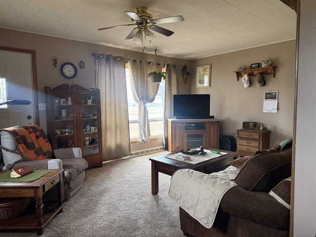 33782 HWY 130, Lone Rock, WI 53556