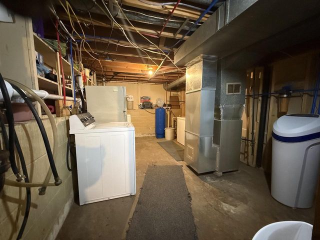 33782 HWY 130, Lone Rock, WI 53556