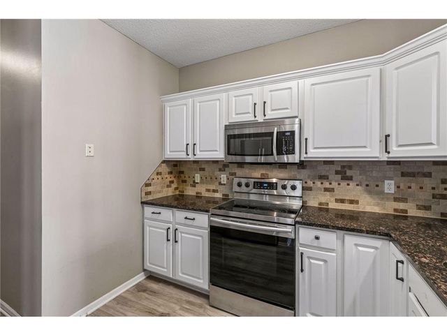 1673 Countryside Drive, Shakopee, MN 55379