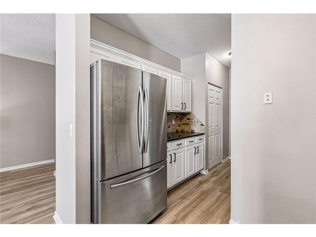 1673 Countryside Drive, Shakopee, MN 55379