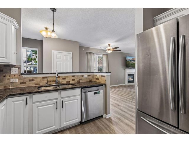 1673 Countryside Drive, Shakopee, MN 55379