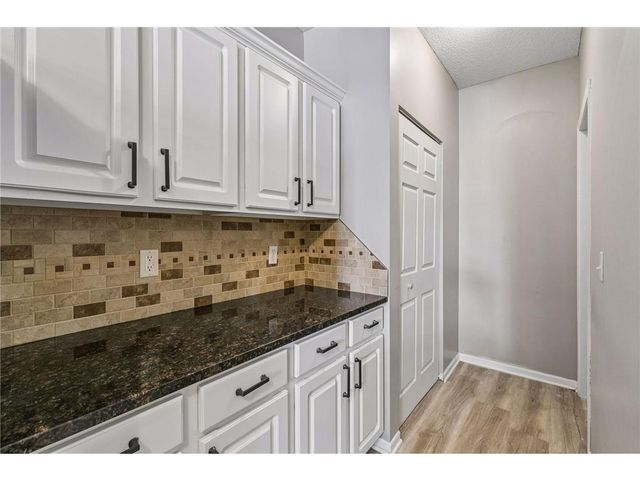 1673 Countryside Drive, Shakopee, MN 55379