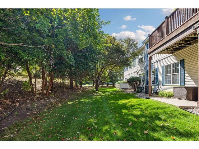 1673 Countryside Drive, Shakopee, MN 55379