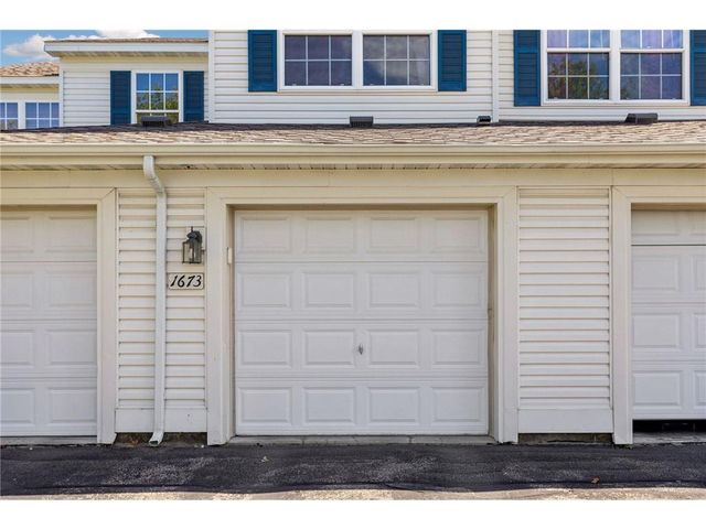 1673 Countryside Drive, Shakopee, MN 55379