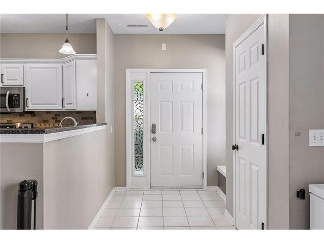 1673 Countryside Drive, Shakopee, MN 55379