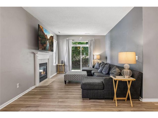 1673 Countryside Drive, Shakopee, MN 55379