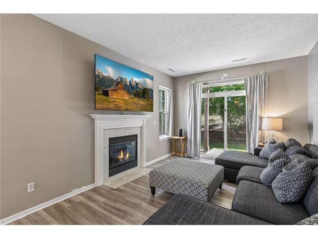 1673 Countryside Drive, Shakopee, MN 55379