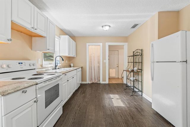 166 MARTIN LUTHER KING AVENUE, St Augustine, FL 32084