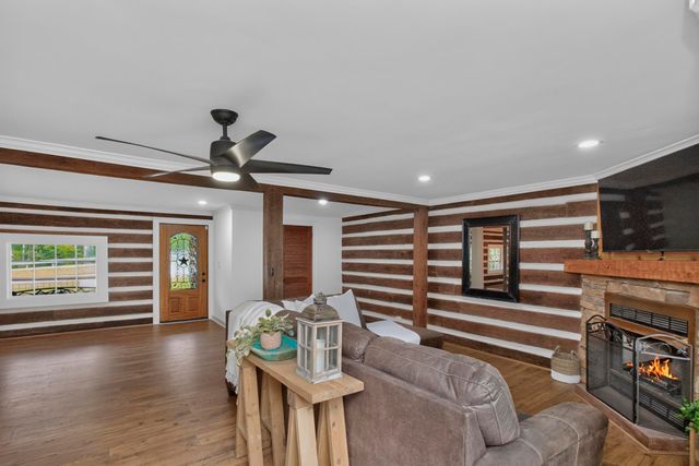 4054 Sams Creek Rd, Pegram, TN 37143