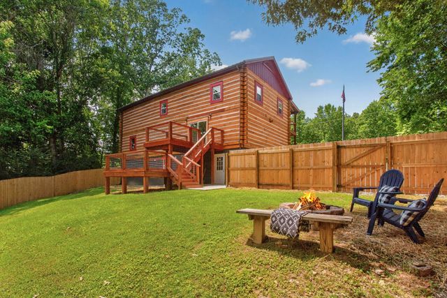 4054 Sams Creek Rd, Pegram, TN 37143