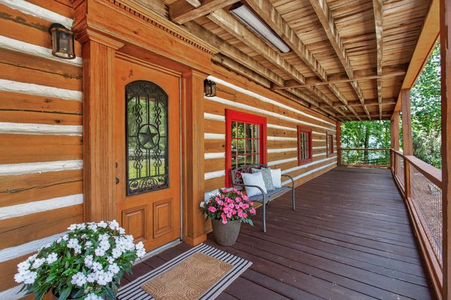 4054 Sams Creek Rd, Pegram, TN 37143