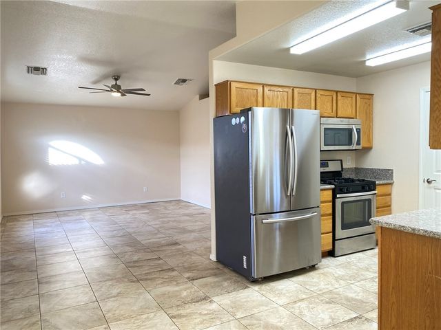 1589 Mariposa Way, Bullhead City, AZ 86442