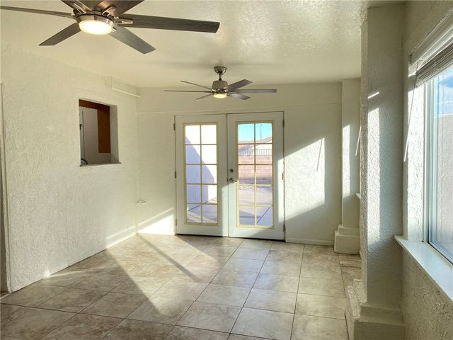 1589 Mariposa Way, Bullhead City, AZ 86442