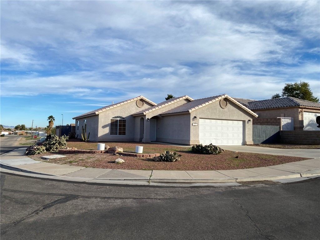 1589 Mariposa Way, Bullhead City, AZ 86442