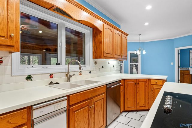 303 Pine Haven Road, Gadsden, AL 35901