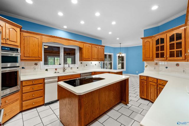 303 Pine Haven Road, Gadsden, AL 35901