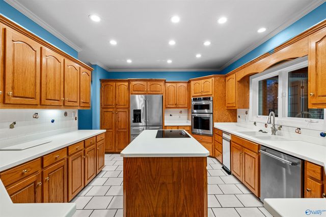 303 Pine Haven Road, Gadsden, AL 35901