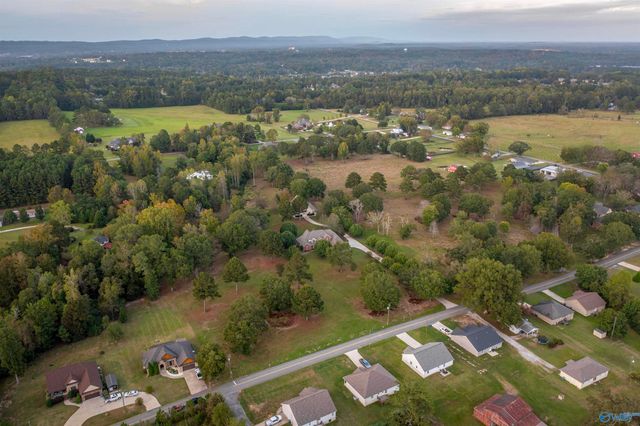 303 Pine Haven Road, Gadsden, AL 35901