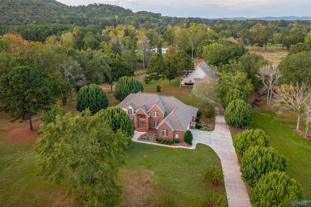 303 Pine Haven Road, Gadsden, AL 35901