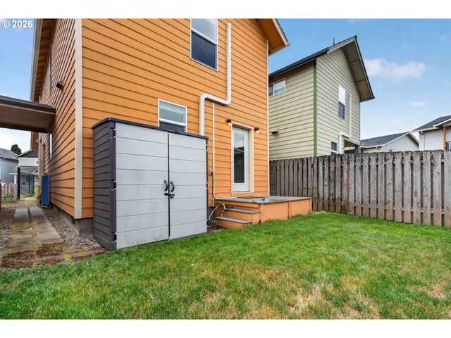 4854 A St, Springfield, OR 97478