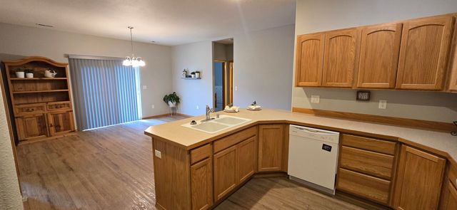825 N Fox Ridge Rd, Medical Lake, WA 99022