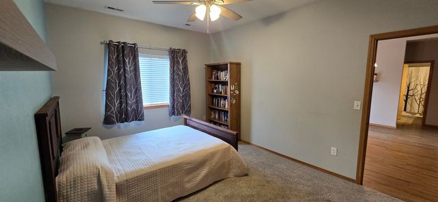 825 N Fox Ridge Rd, Medical Lake, WA 99022
