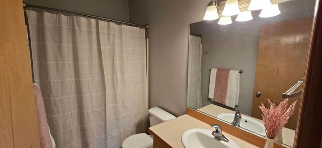 825 N Fox Ridge Rd, Medical Lake, WA 99022