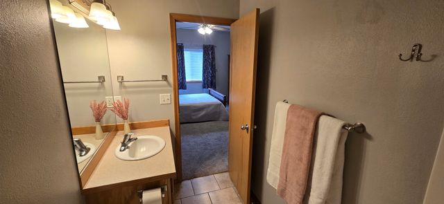 825 N Fox Ridge Rd, Medical Lake, WA 99022
