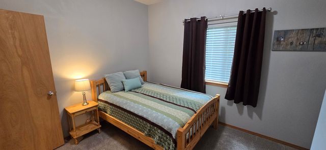 825 N Fox Ridge Rd, Medical Lake, WA 99022