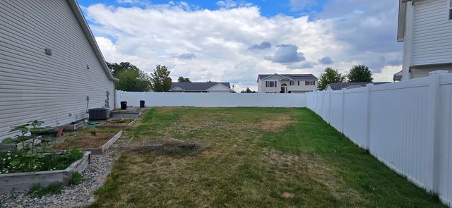 825 N Fox Ridge Rd, Medical Lake, WA 99022
