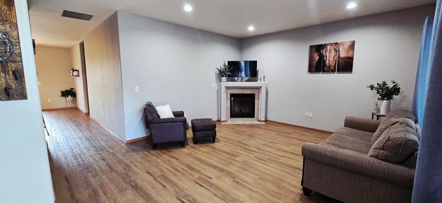 825 N Fox Ridge Rd, Medical Lake, WA 99022