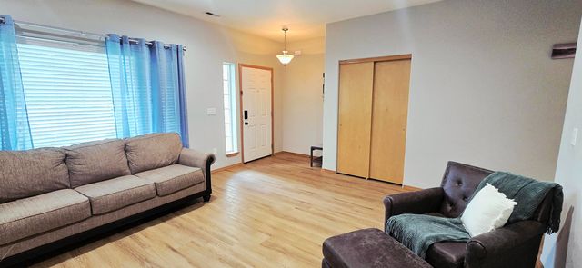 825 N Fox Ridge Rd, Medical Lake, WA 99022