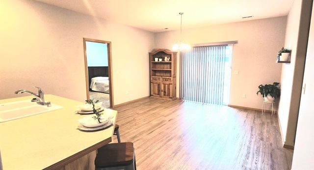 825 N Fox Ridge Rd, Medical Lake, WA 99022