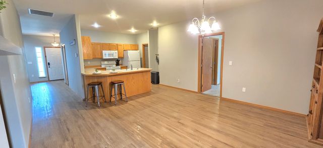 825 N Fox Ridge Rd, Medical Lake, WA 99022
