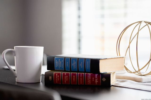 607 REDCLIFF DR, San Antonio, TX 78216