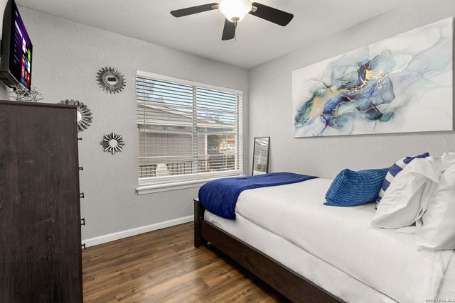 607 REDCLIFF DR, San Antonio, TX 78216