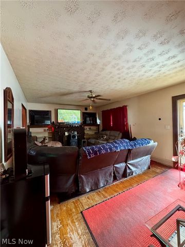 143 Wilson Street, Struthers, OH 44471