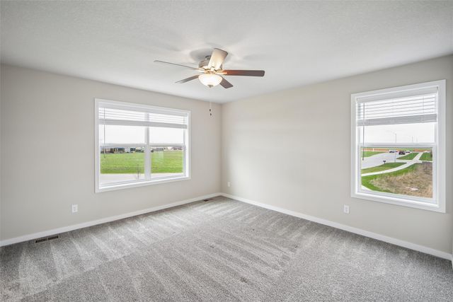 3348 NW Stratford Lane, Ankeny, IA 50023