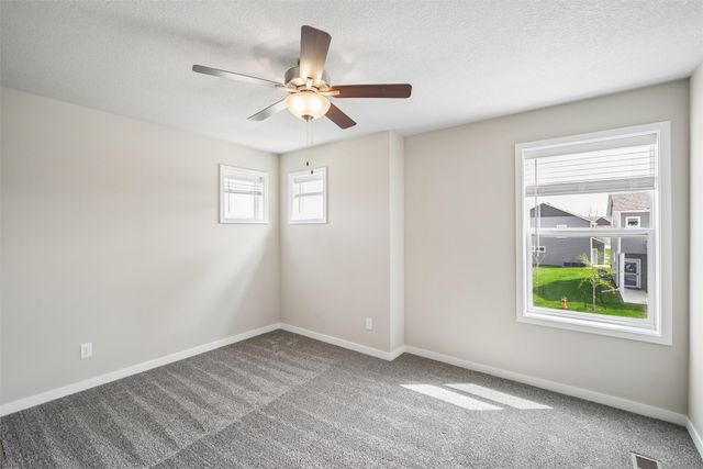 3348 NW Stratford Lane, Ankeny, IA 50023