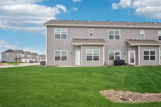 3348 NW Stratford Lane, Ankeny, IA 50023