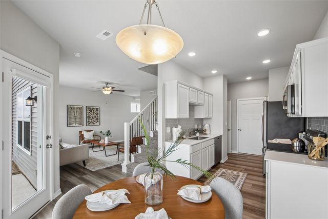 3348 NW Stratford Lane, Ankeny, IA 50023