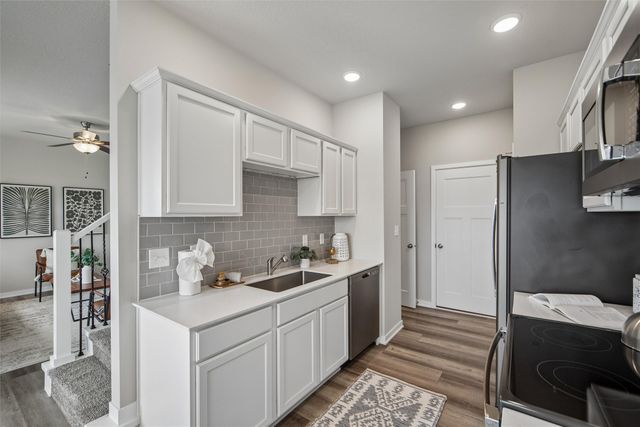 3348 NW Stratford Lane, Ankeny, IA 50023