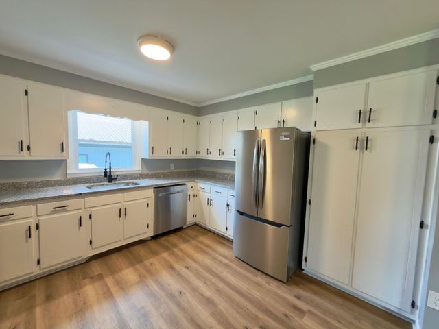 925 Old McMinnville Rd, Woodbury, TN 37190